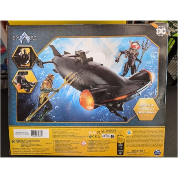 DC Comics Aquaman vs Black Manta Battle Action Figure Playset - Picture 4 of 11